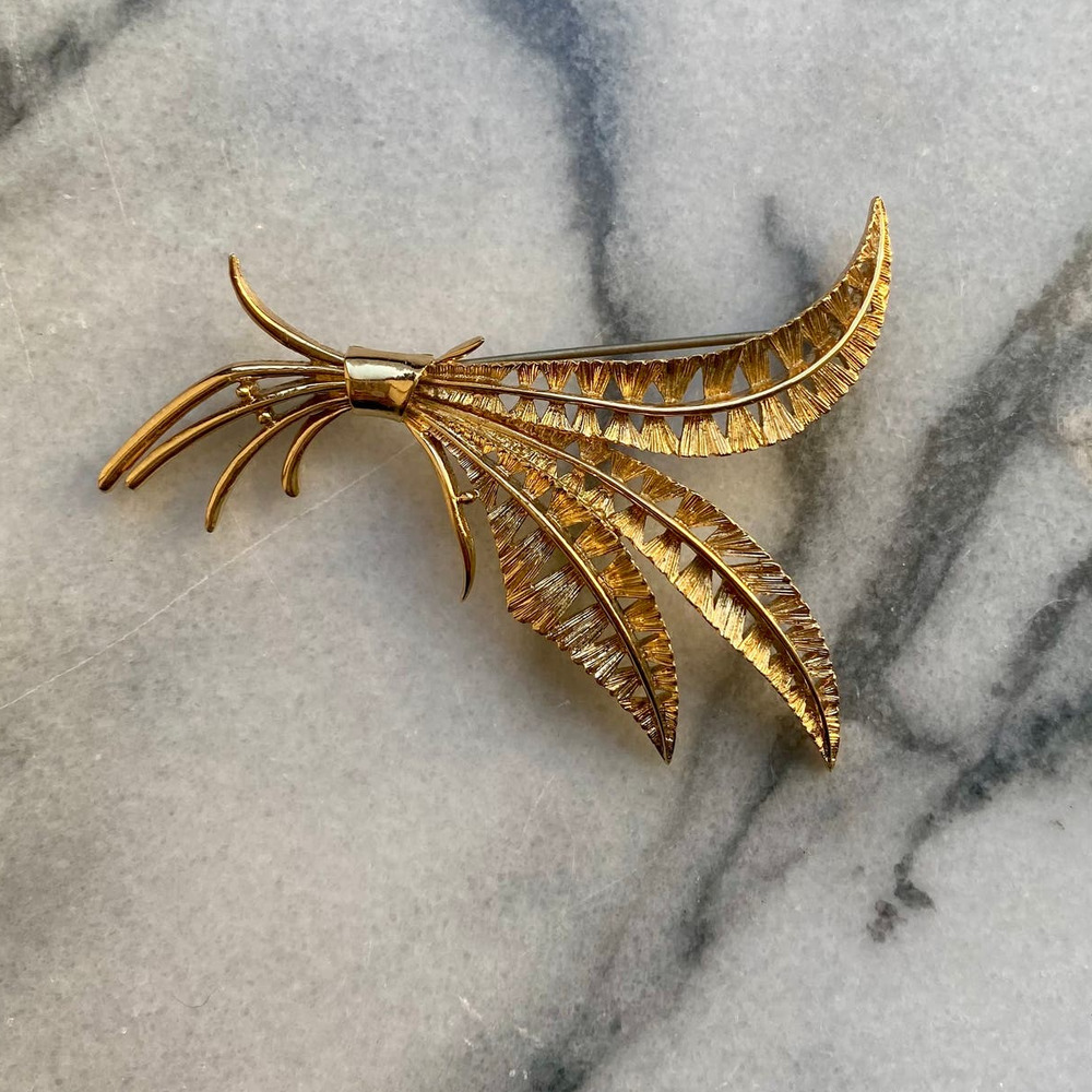 Vintage Monet Three Leaf Brooch Textured Palm Frond Pin Matte Shiny Gold Tone 3"